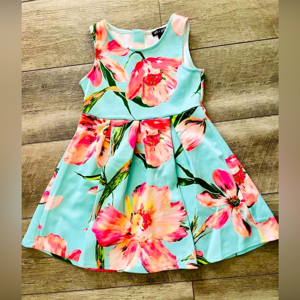 Ava & Yelly Floral Dress
